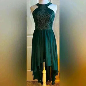 Xtraordinary green halter prom/Christmas dress